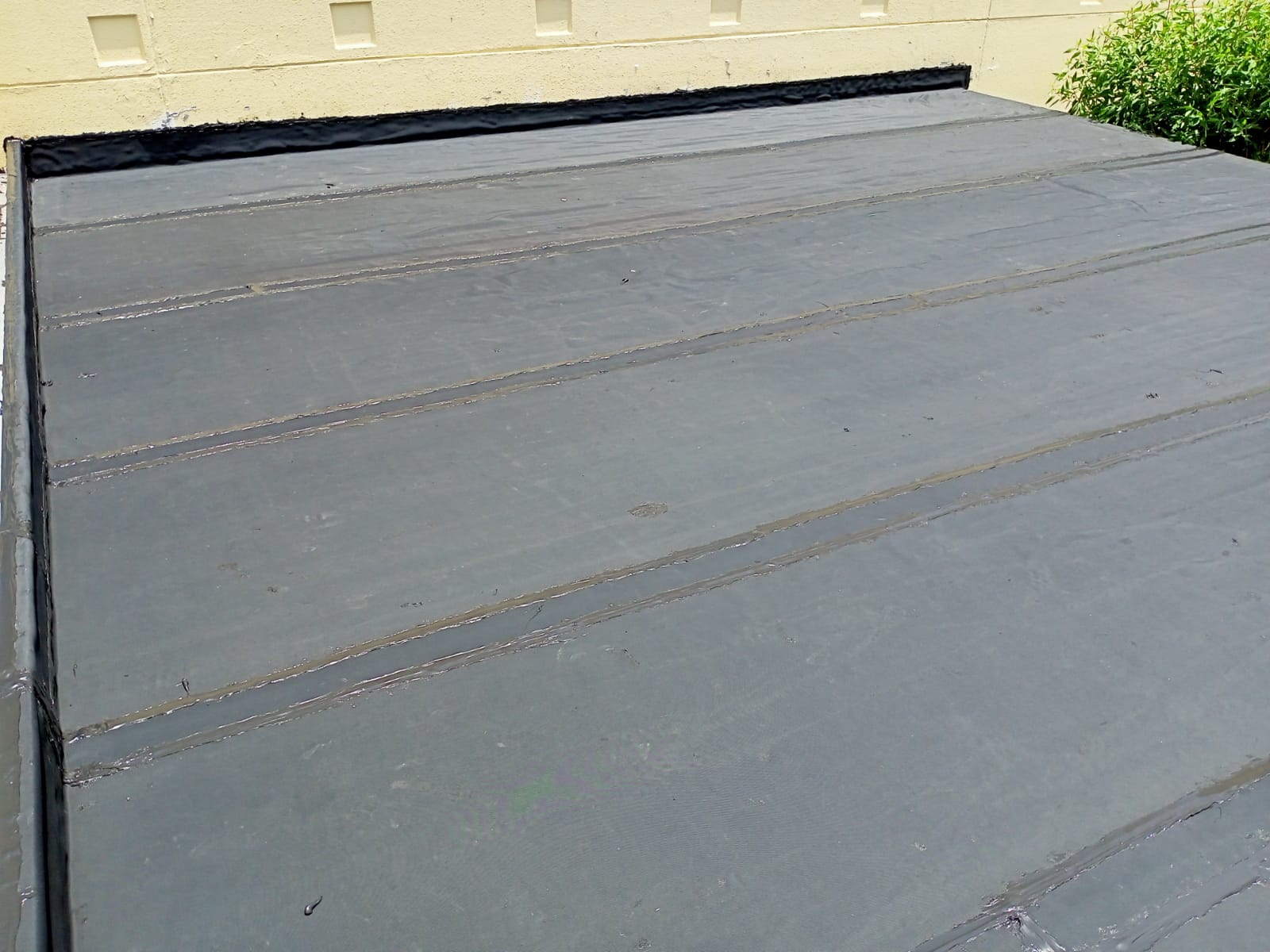 Concrete / Gravel / Tiles Roof Waterproofing