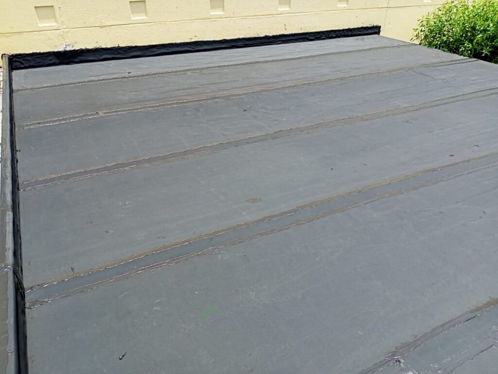 Concrete / Gravel / Tiles Roof Waterproofing