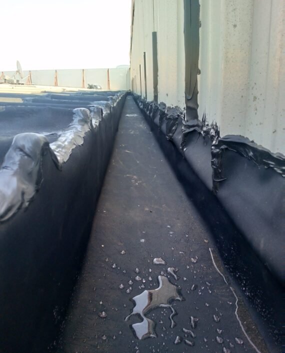 Metal Roof Gutter Waterproofing for Fujairah Steel by Leak Lock UAE, photo 1