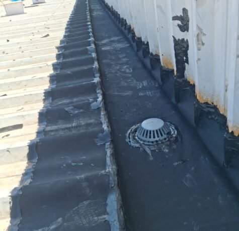 Metal Roof Gutter Waterproofing for Gulf Extrusions by Leak Lock UAE, photo 1